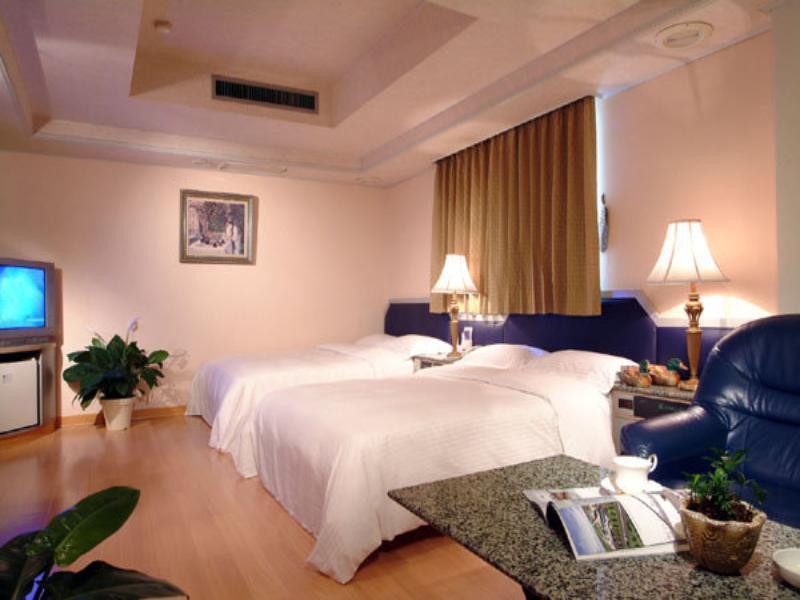 Katherine Plaza Hotel Kaohsiung Buitenkant foto