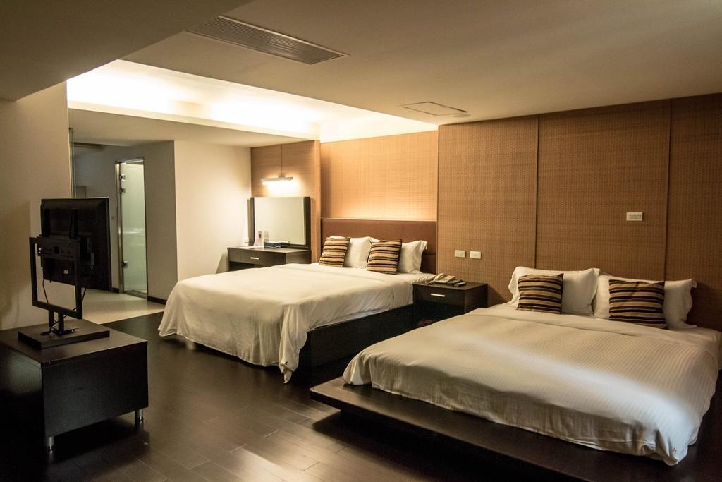 Katherine Plaza Hotel Kaohsiung Buitenkant foto
